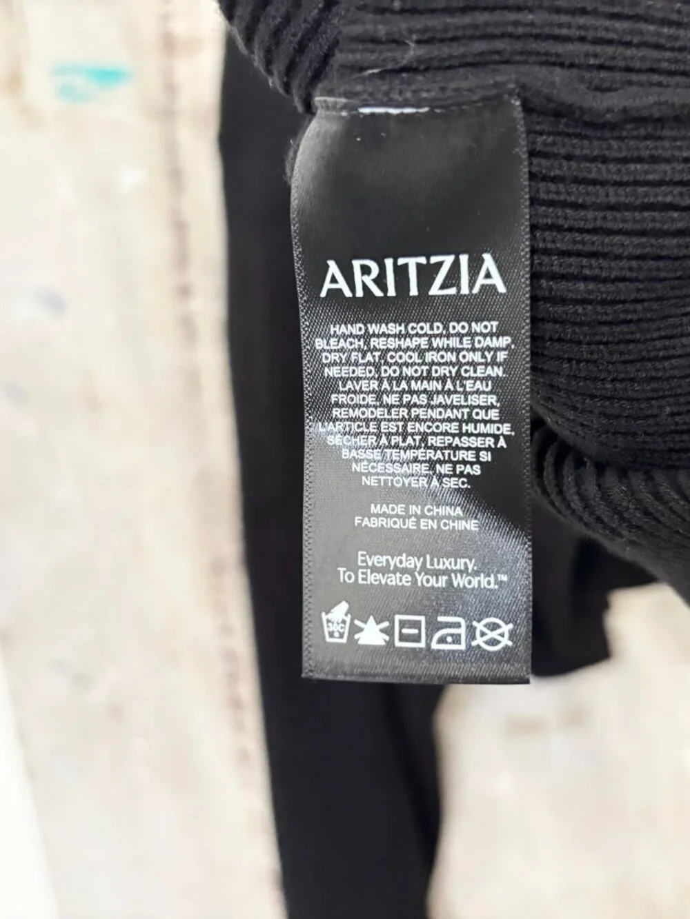 Aritizia Babaton Decision Shrug Cardigan